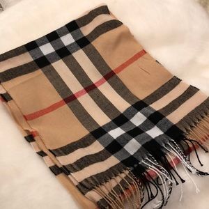 Burberry style scarf